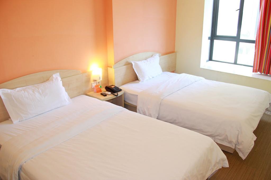 7Days Inn Beijing South Fengtai Road Subway Station Branch Exteriör bild